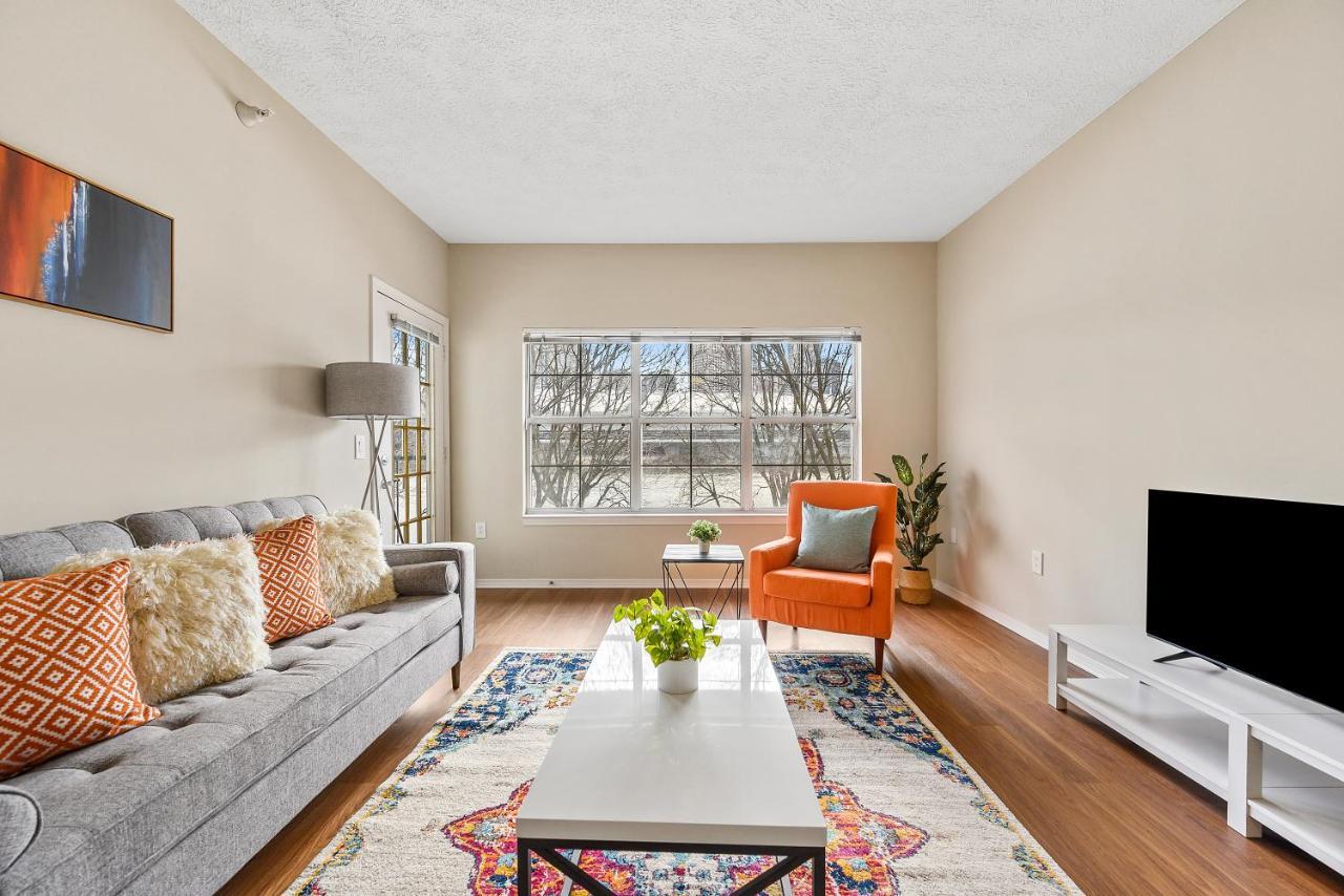 Frontdesk Bracken House Apts North Shore Pittsburgh Quarto foto